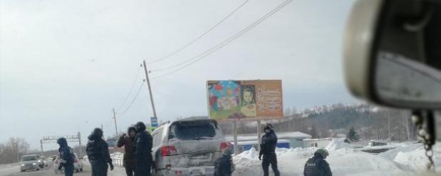 На юге Сахалина полицейские остановили автомобиль с оружием