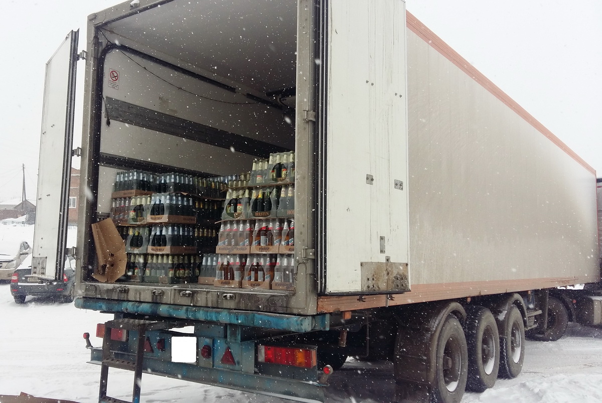 1500 литров алкоголя нашли полицейские в фуре, ехавшей по трассе Курган — Звериноголовское