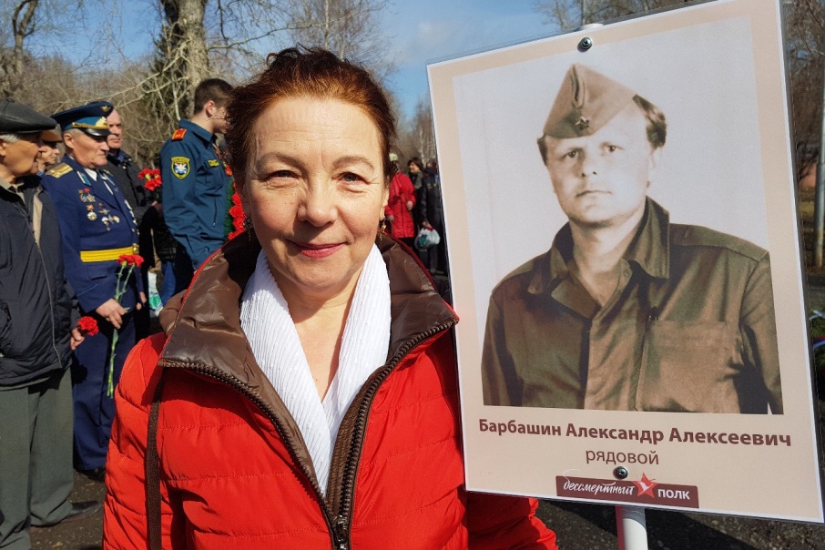 «Живут на дачах, не получают лекарств»: жена ликвидатора попросила быть внимательнее к чернобыльцам