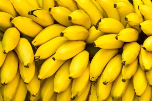 Польза от бананов варьируется, в зависимости от оттенка кожуры